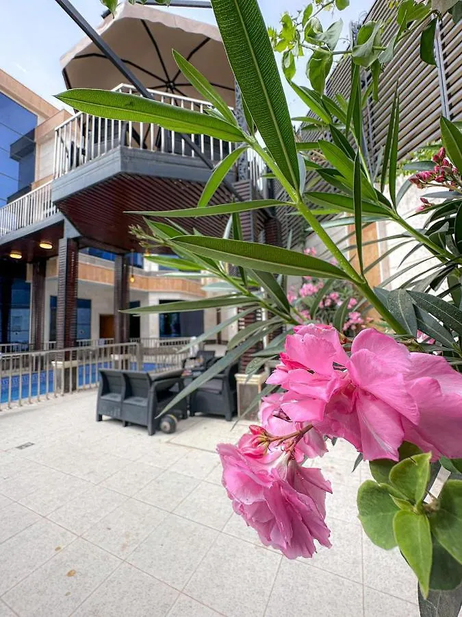 منتجع فلل و شاليهات كافالا سيلفر Villa Medina